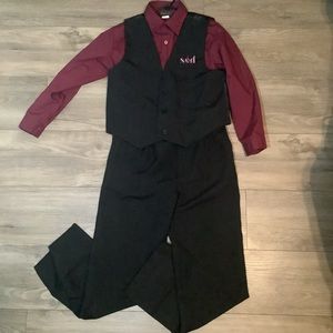 Boys burgundy/ dark red suit 3 piece long slevee shirt, pants and vest black